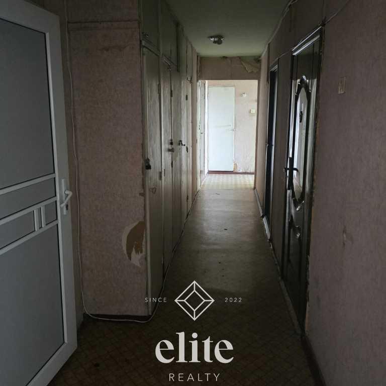 elite realty image