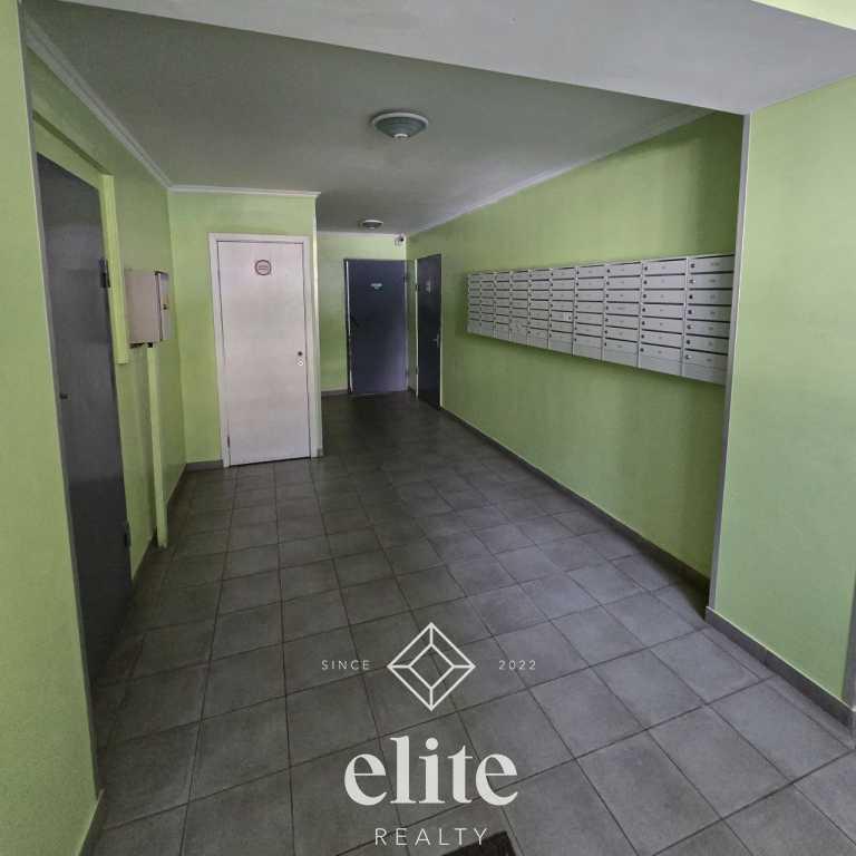 elite realty image