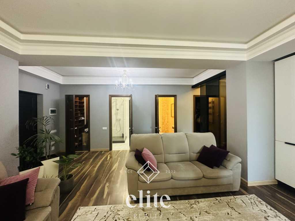 elite realty image