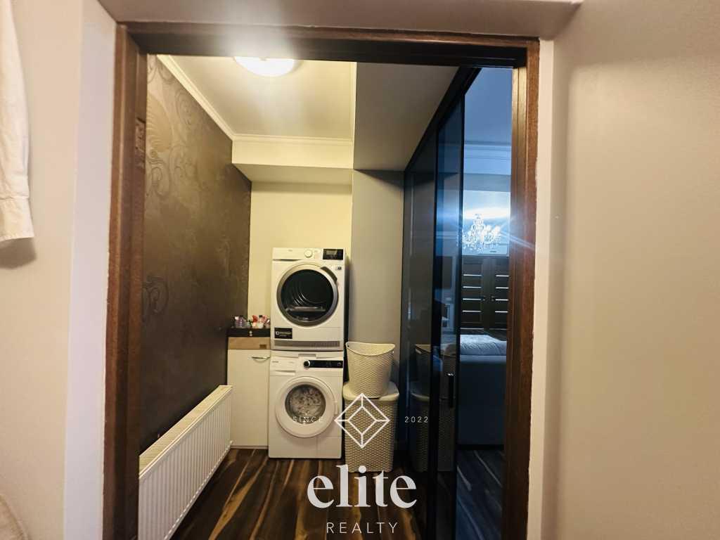 elite realty image