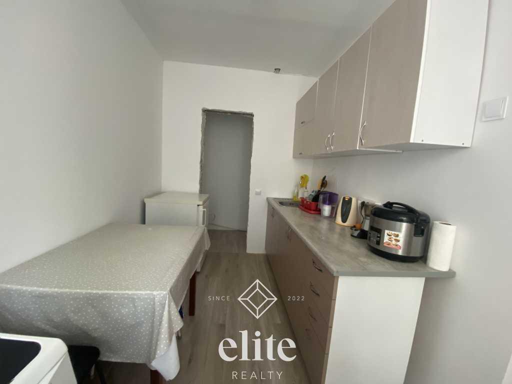 elite realty image