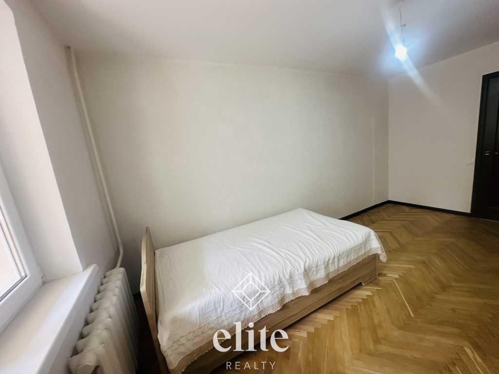 elite realty image