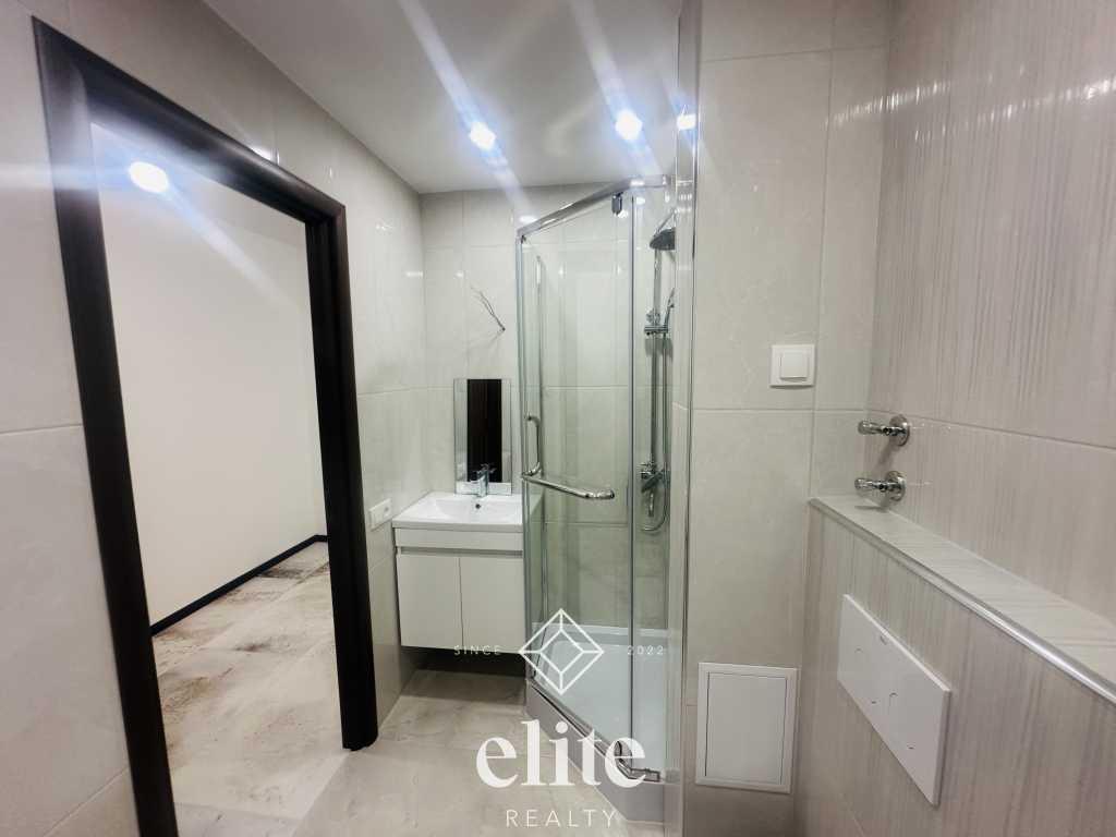 elite realty image