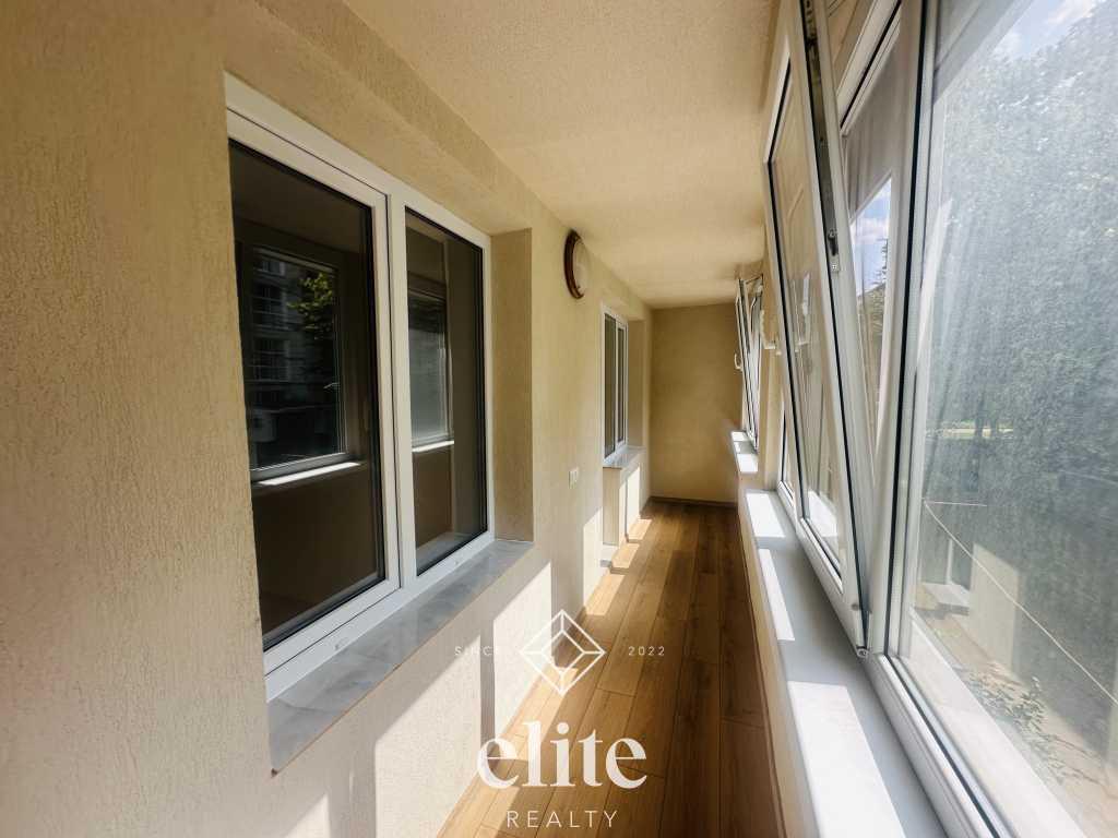 elite realty image