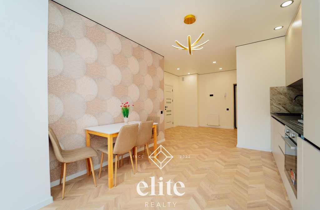 elite realty image