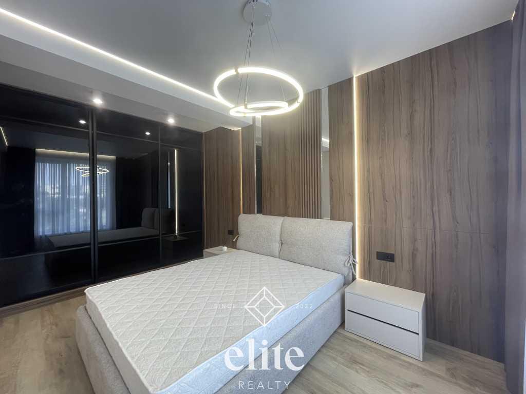 elite realty image