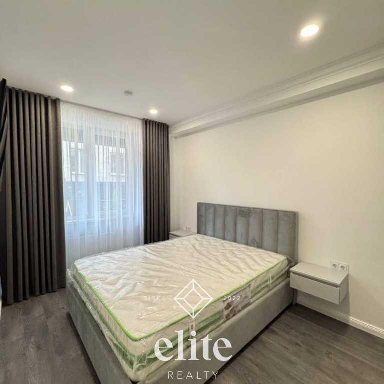 elite realty image