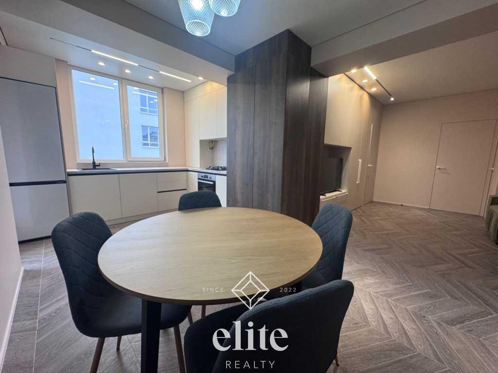 elite realty image