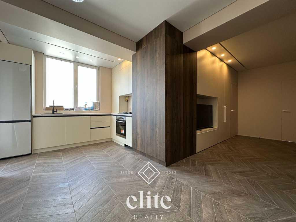 elite realty image