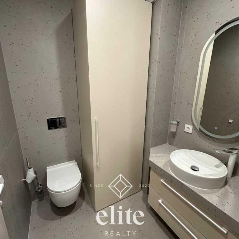 elite realty image