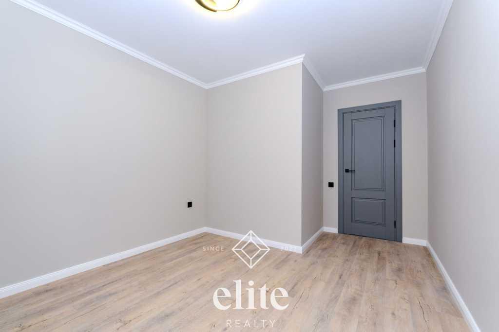 elite realty image