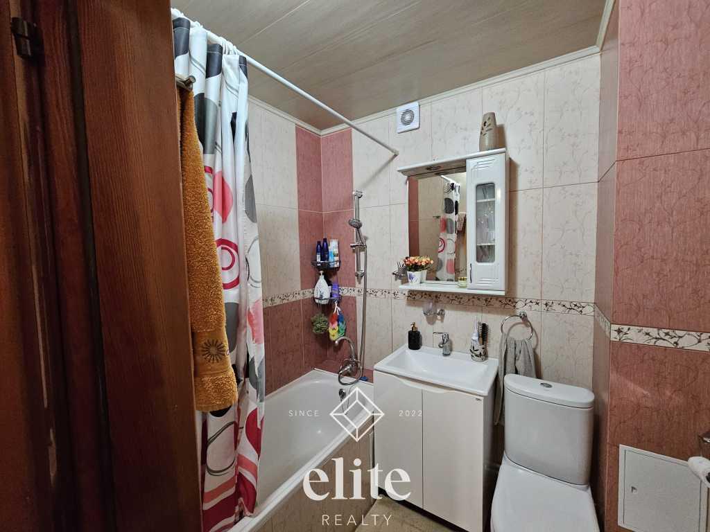 elite realty image