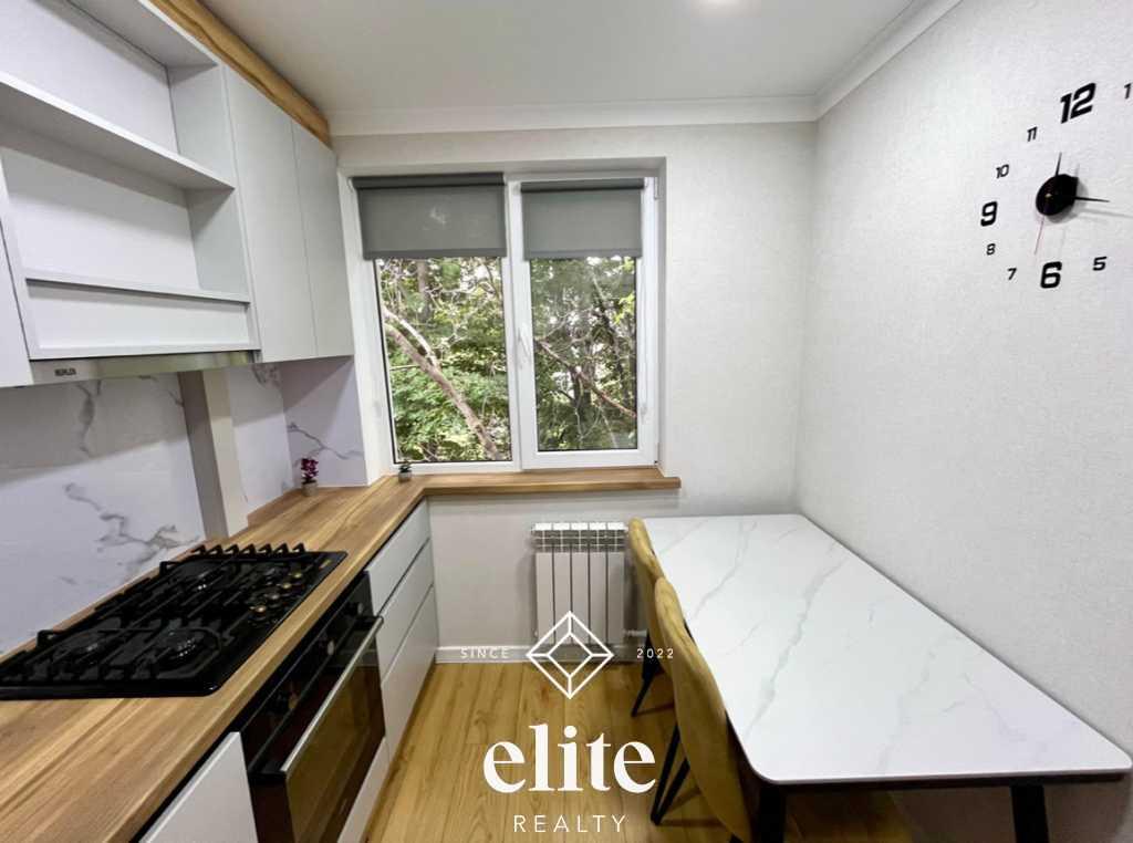 elite realty image