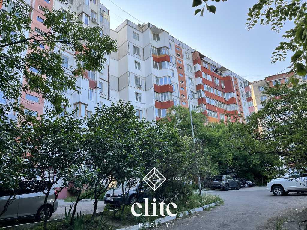elite realty image