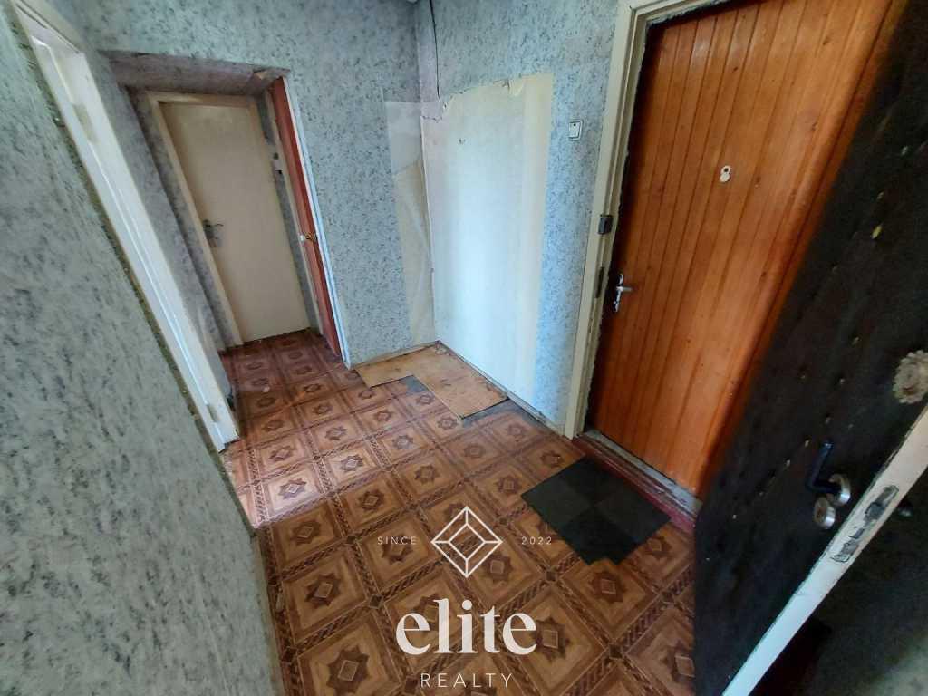elite realty image