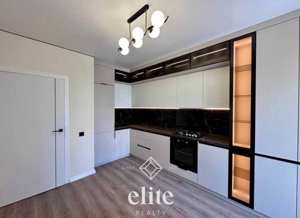 elite realty image