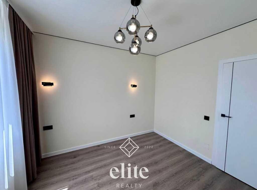 elite realty image
