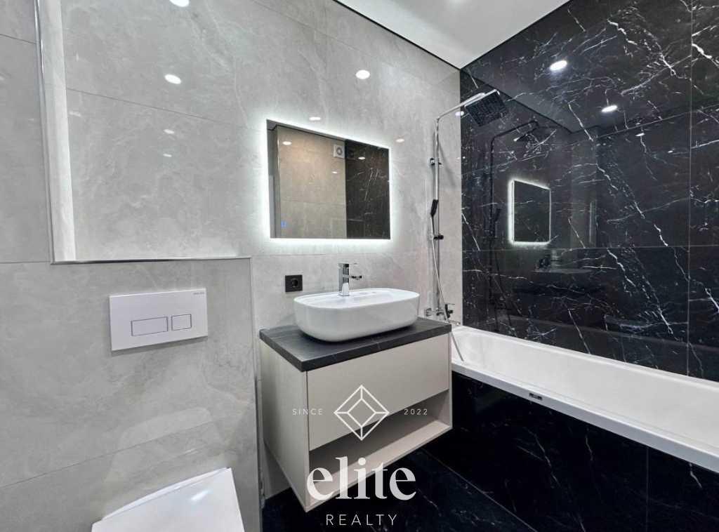 elite realty image