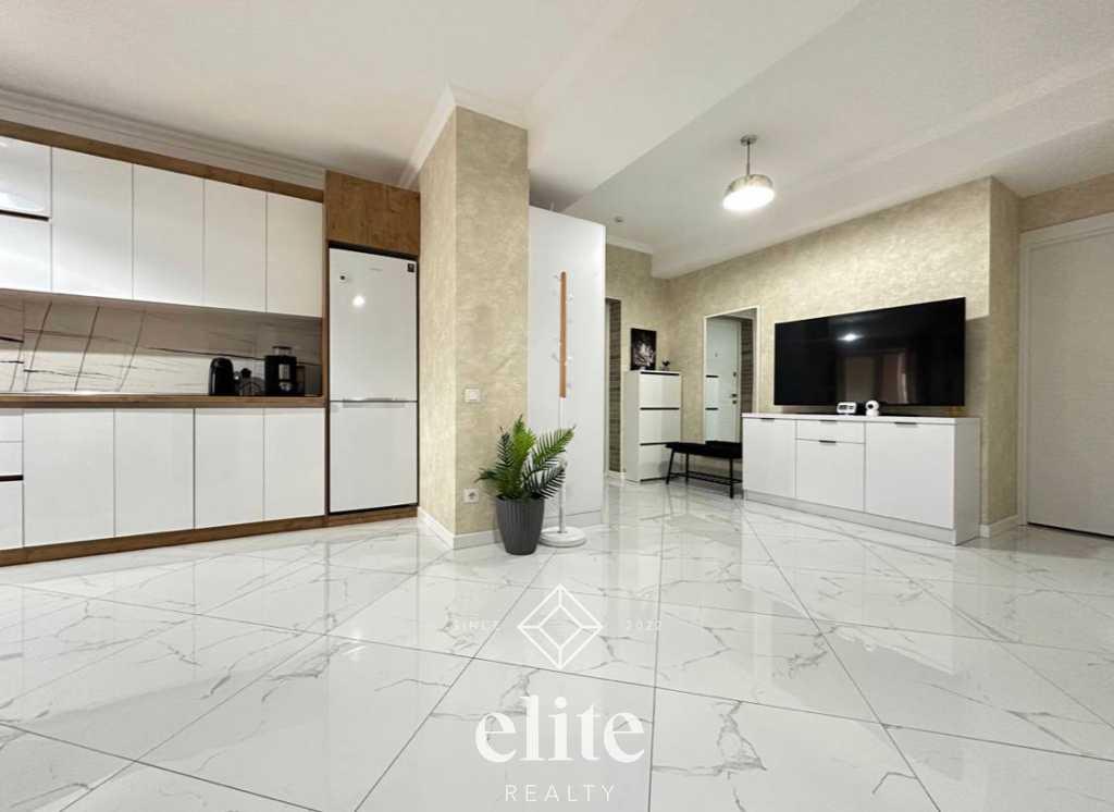 elite realty image