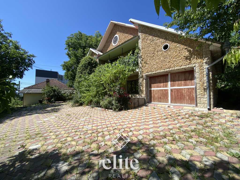 elite realty image