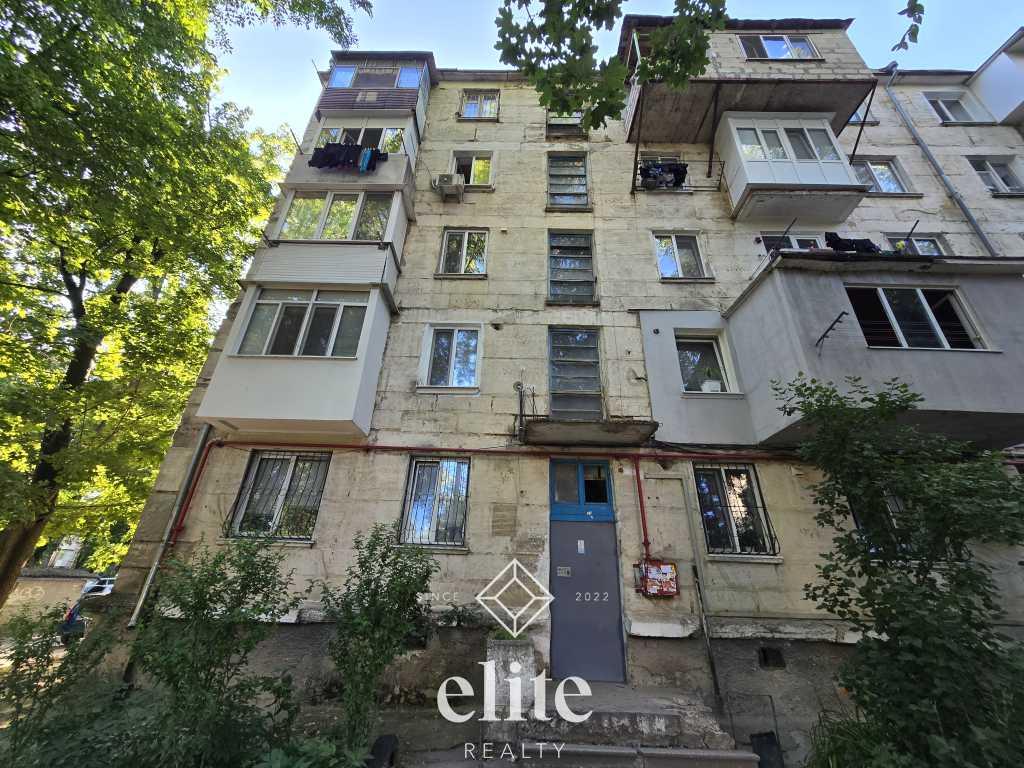 elite realty image