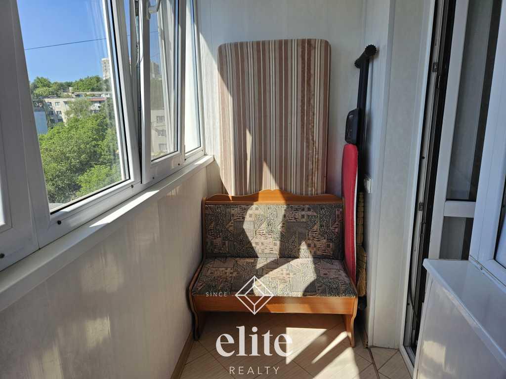 elite realty image
