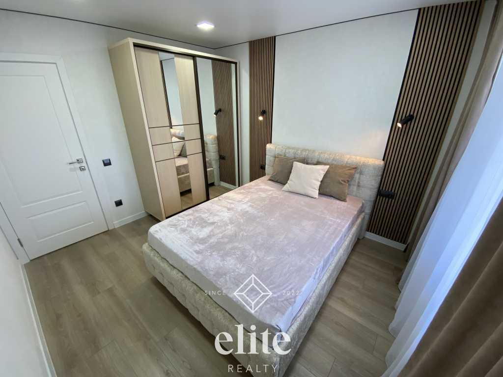 elite realty image