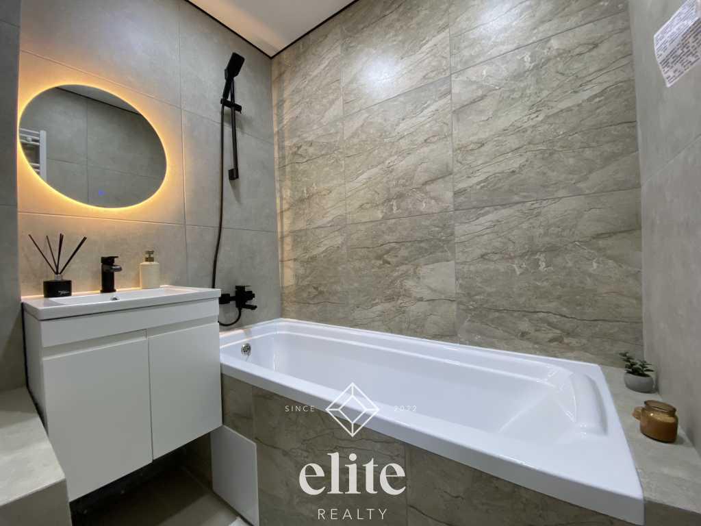 elite realty image