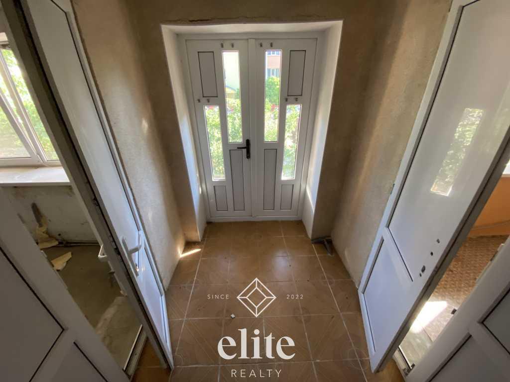 elite realty image