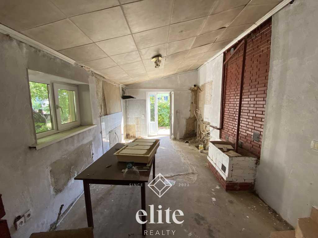 elite realty image