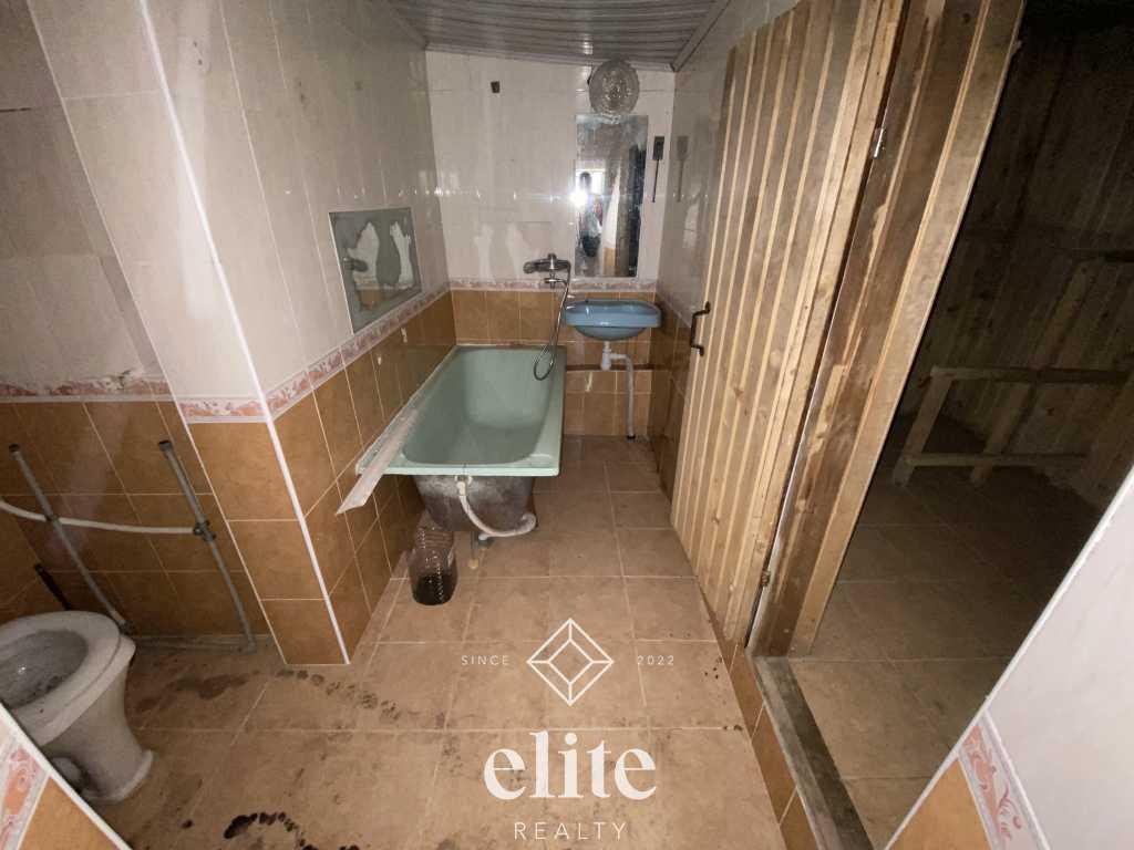 elite realty image