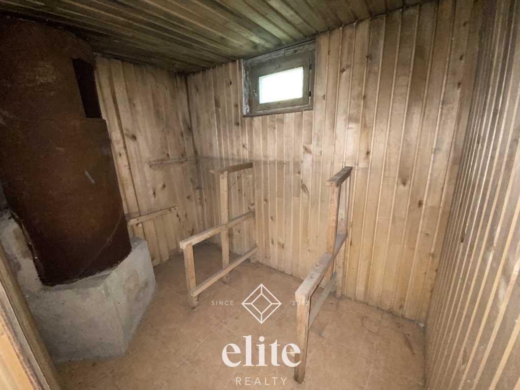 elite realty image