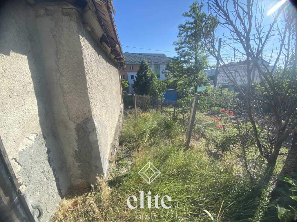 elite realty image