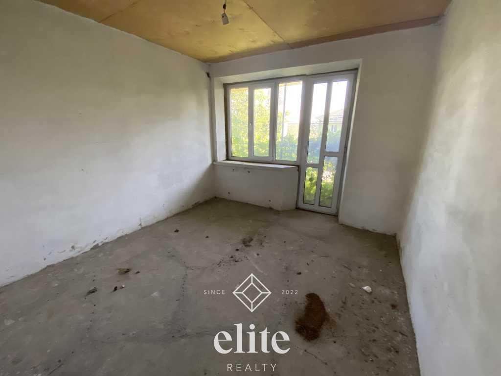 elite realty image