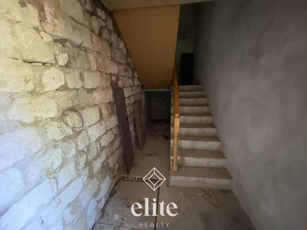 elite realty image