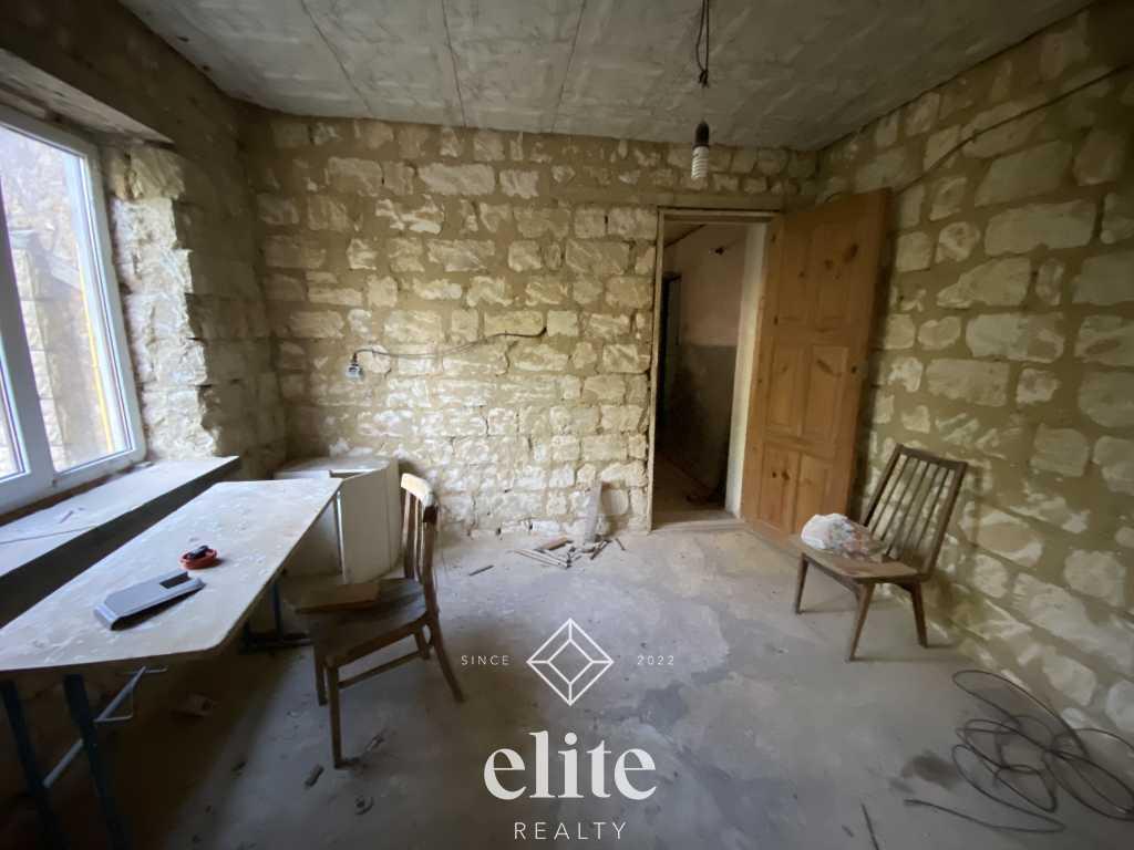 elite realty image