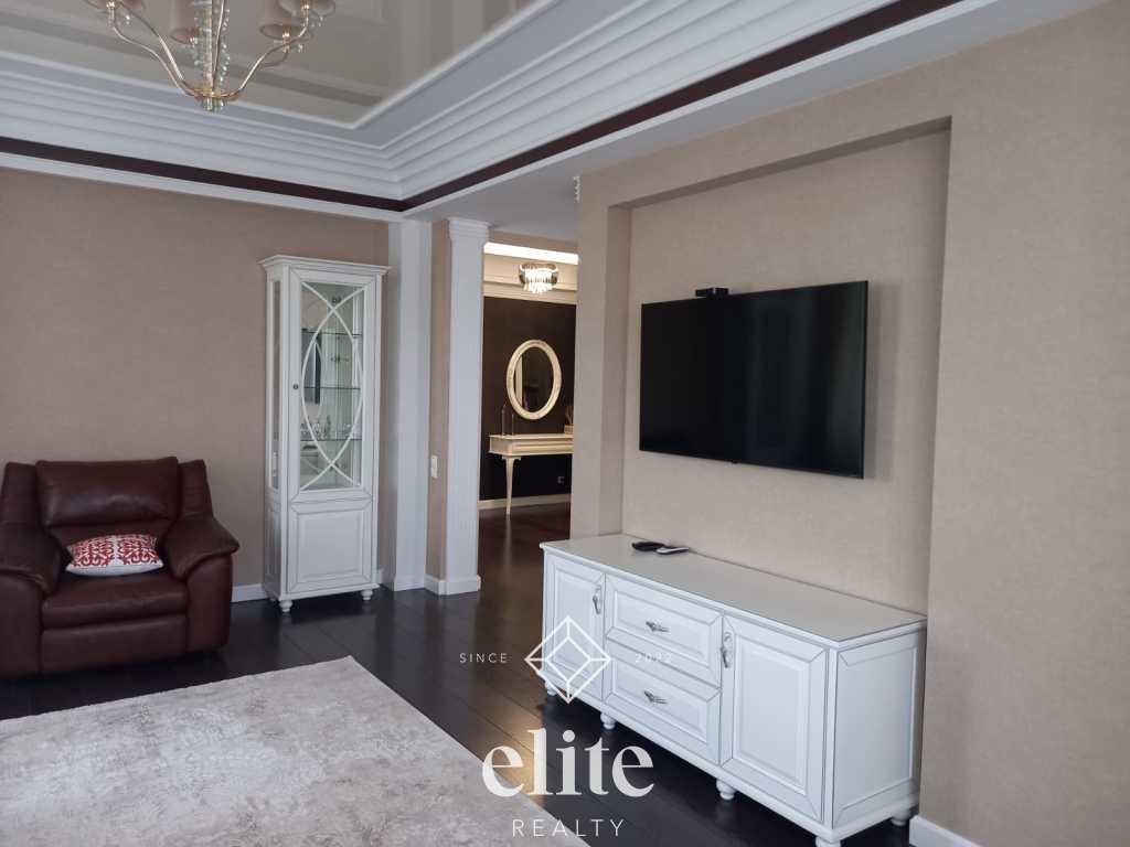elite realty image