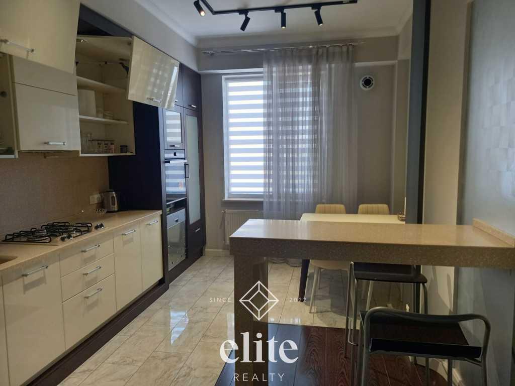 elite realty image