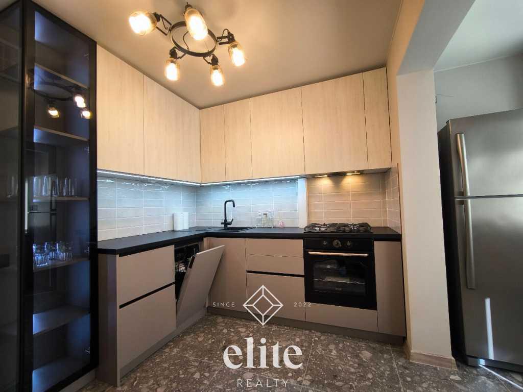 elite realty image