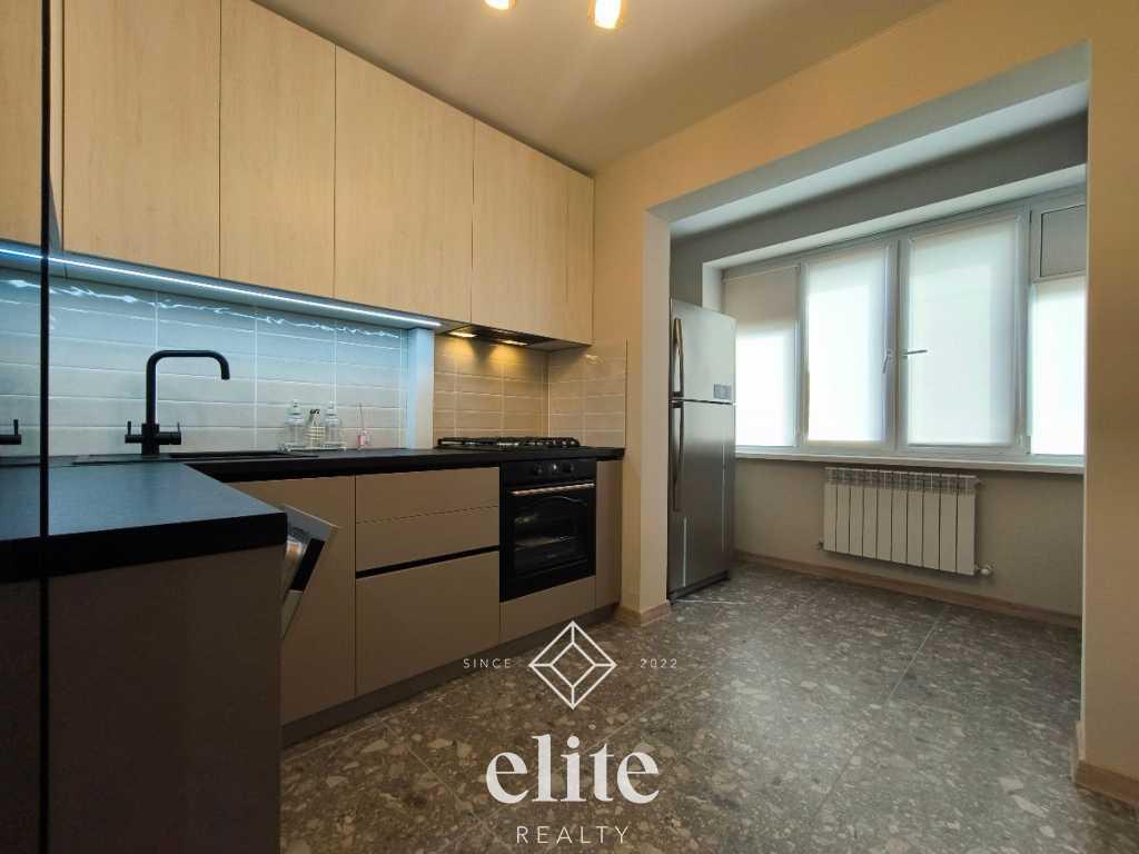 elite realty image