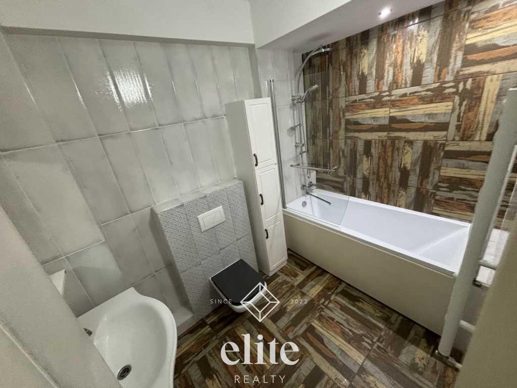 elite realty image