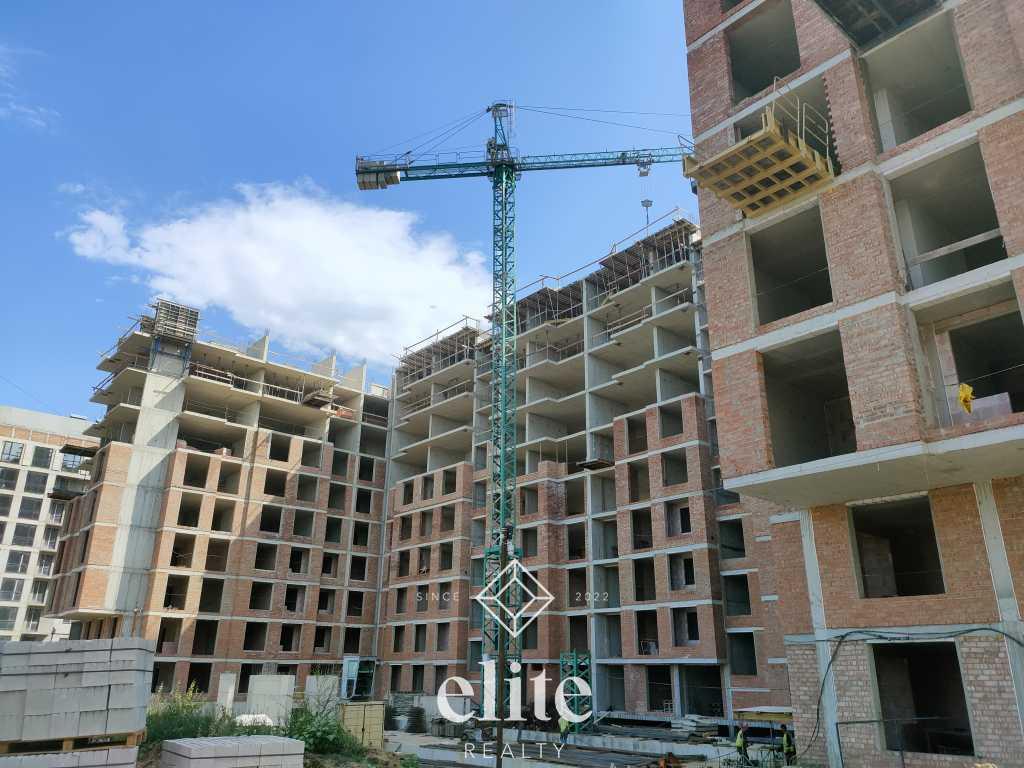 elite realty image
