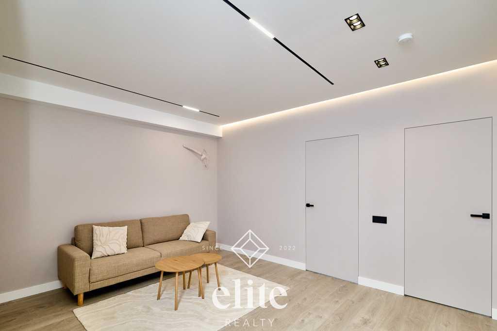 elite realty image