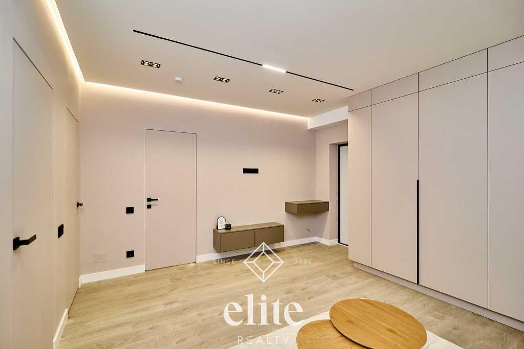 elite realty image
