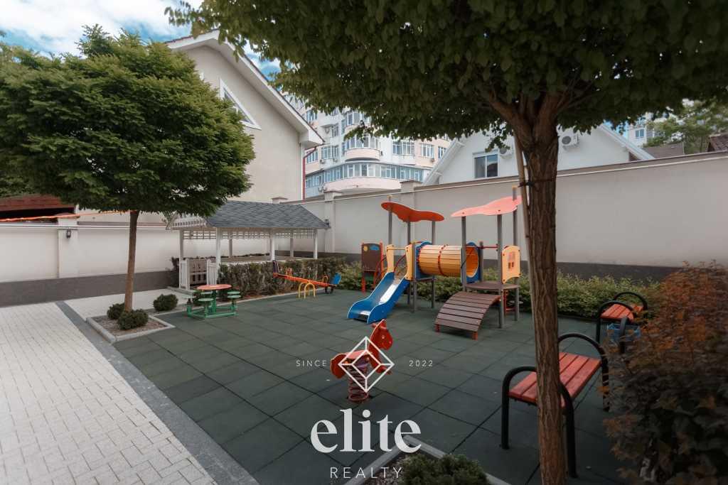 elite realty image
