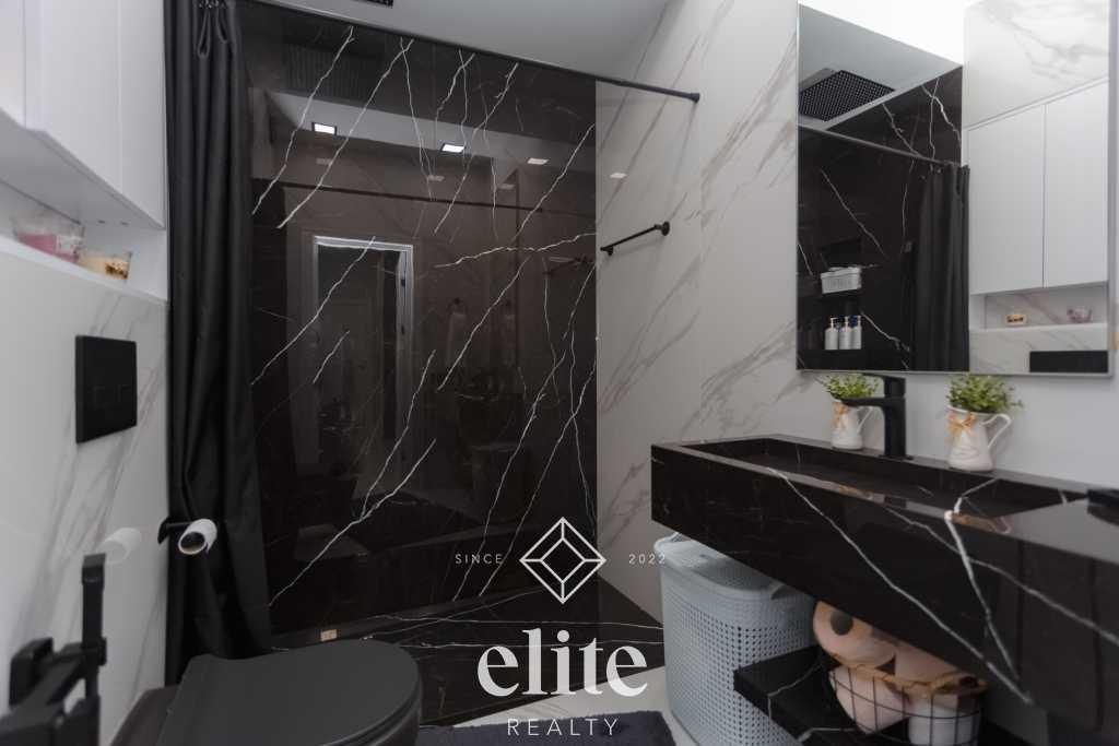 elite realty image