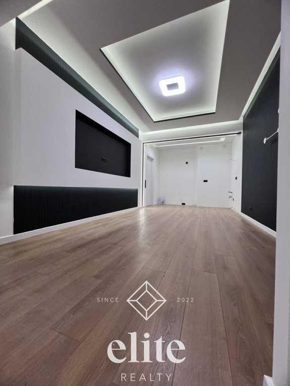 elite realty image
