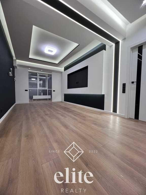 elite realty image