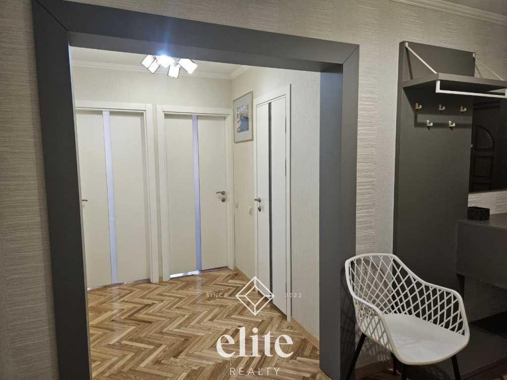 elite realty image