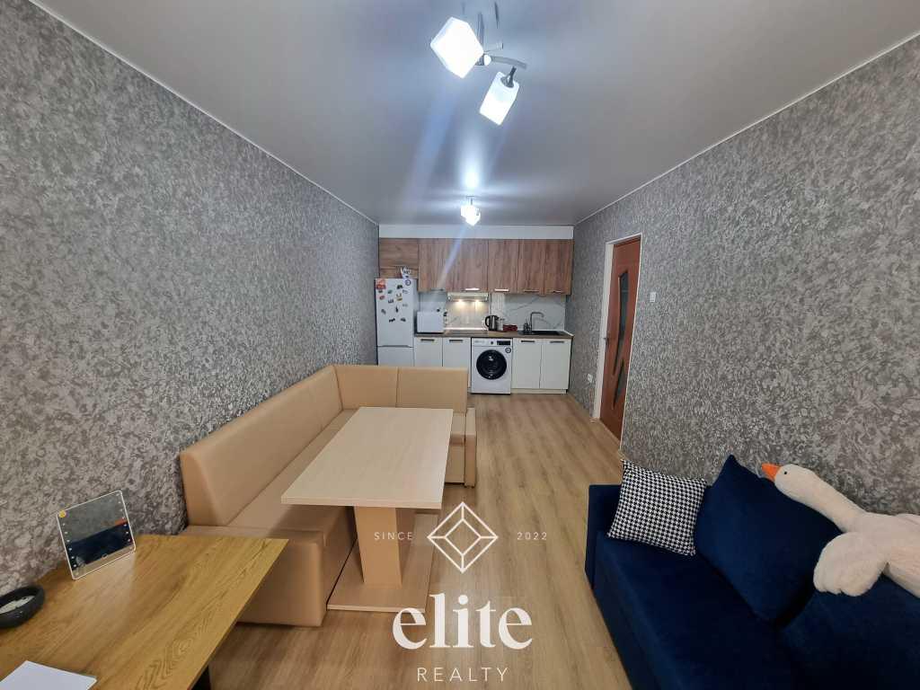 elite realty image